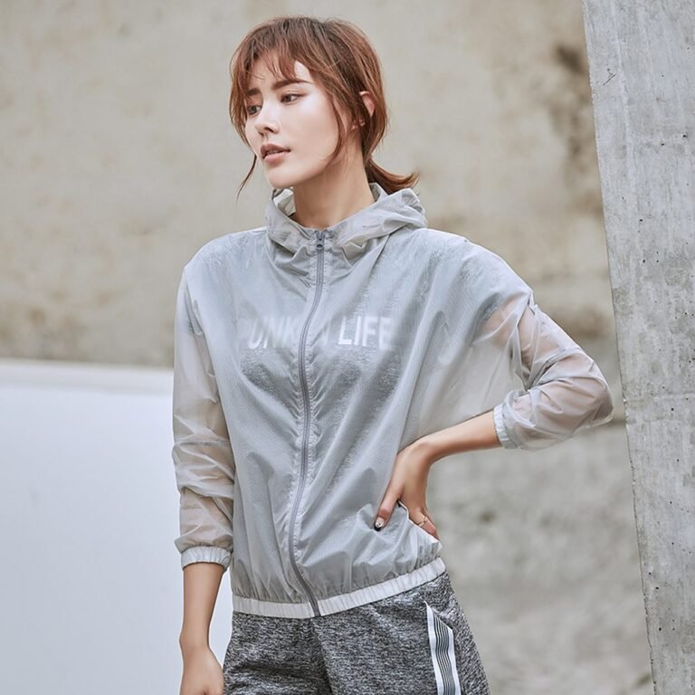 Sun-Protection Top