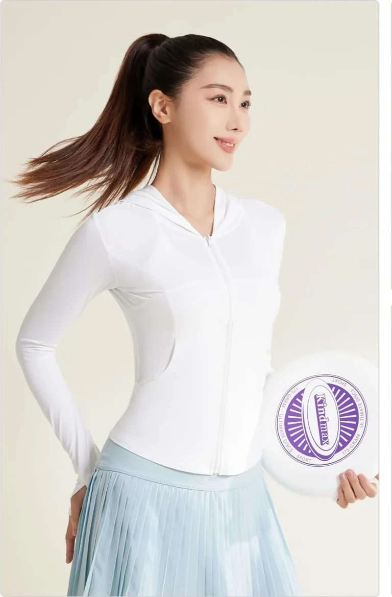 Single-Layer Nylon Curved-Seam Jacket